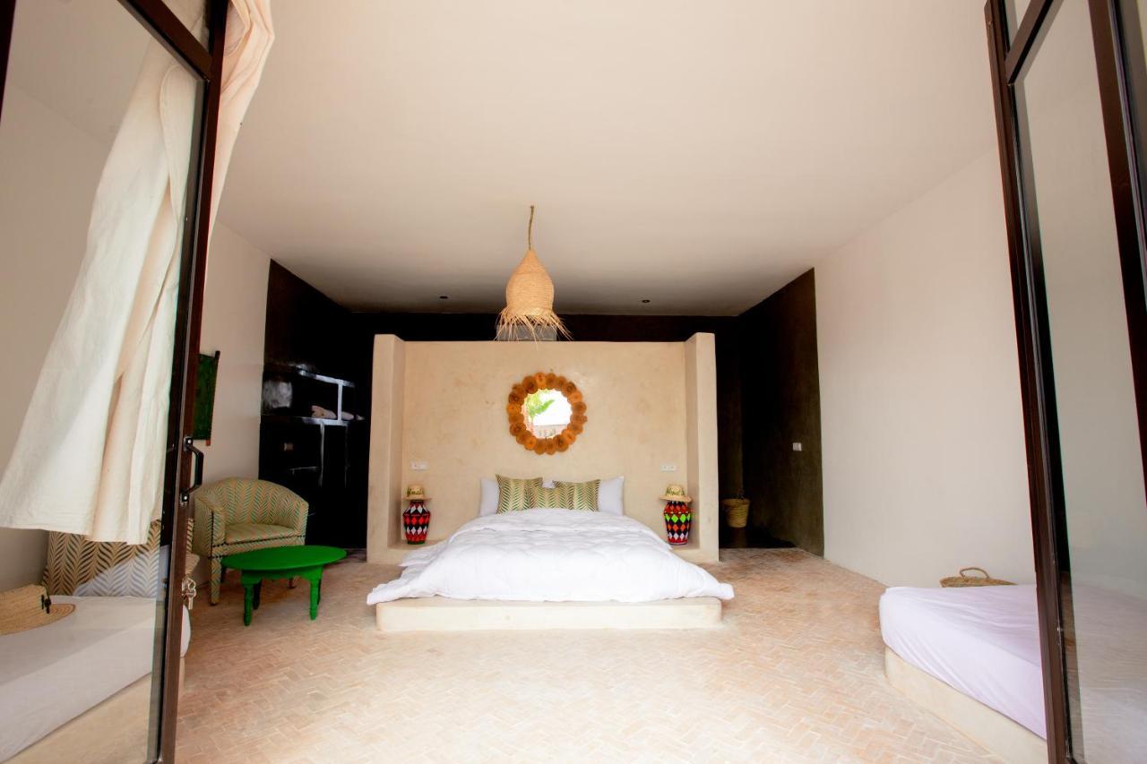 Aghmat Lodge Guest House Tamazouzte  Exterior foto